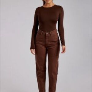 Meshki NWT Millicent plain rigid mom jeans brown size 12 AUS and 8 US